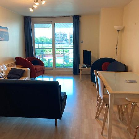 St George Wharf Apartment Лондон Екстериор снимка